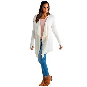 NWT Softies Cozy Cloud Cardigan with Bracelet Thumb Holes Size M/ Cream / Ivory